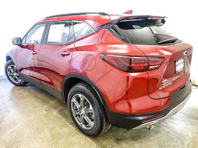 Used 2024 Chevrolet Blazer LT w/ Convenience Package AWD/4WD image 7
