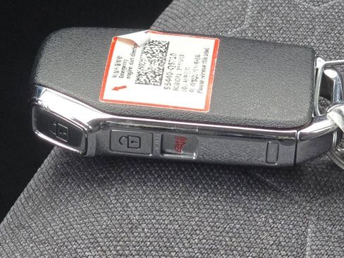 Used 2024 Kia Seltos S image 35