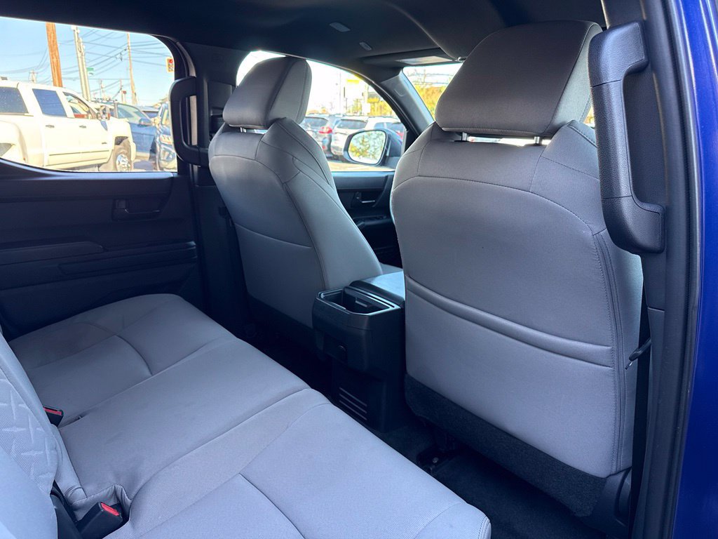 Used 2024 Toyota Tacoma SR5 AWD/4WD image 24