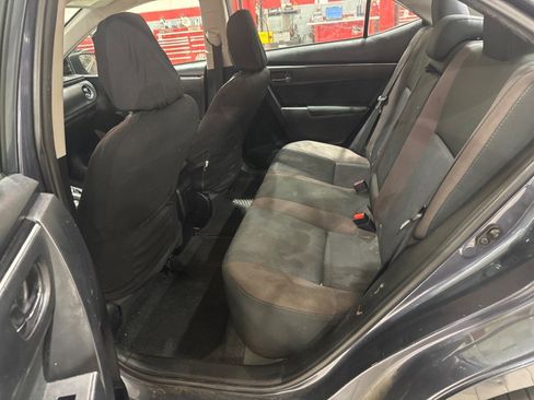 Used 2017 Toyota Corolla LE FWD image 9
