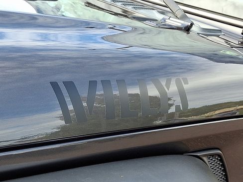 Used 2022 Jeep Wrangler Unlimited Willys image 30