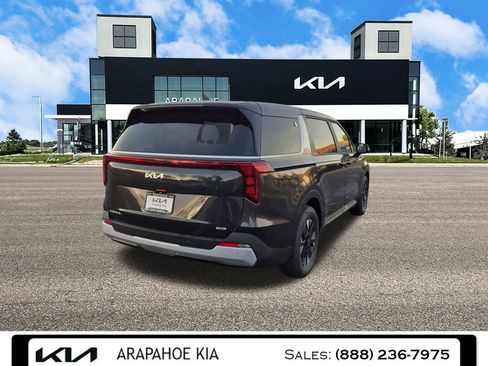 New 2026 Kia Carnival LXS FWD image 5