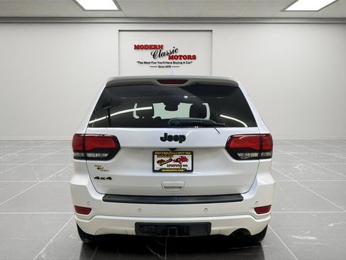 Used 2022 Jeep Grand Cherokee Laredo X image 6