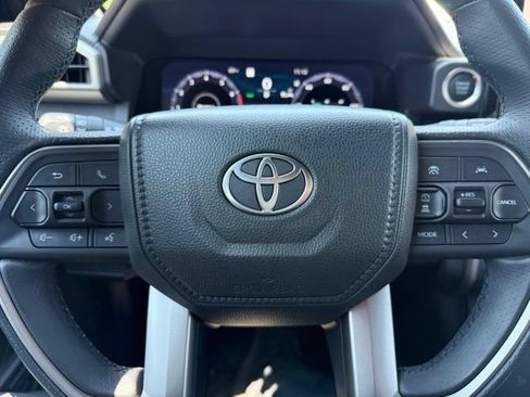 Used 2026 Toyota 4Runner Limited AWD/4WD image 15