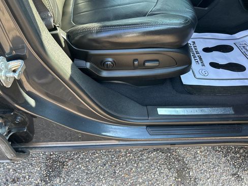 Used 2012 Buick Enclave Leather image 9