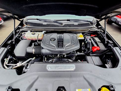 Used 2024 Jeep Wagoneer L Series II w/ Convenience Group I image 28