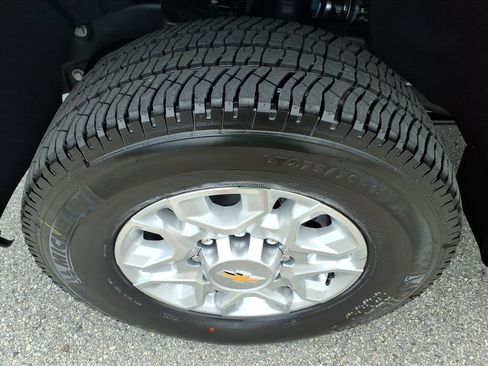 New 2026 Chevrolet Silverado 2500 LT w/ All Star Edition AWD/4WD image 8