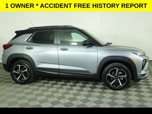 Used 2023 Chevrolet TrailBlazer RS AWD/4WD image 2