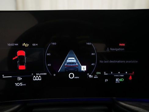 Used 2025 Audi Q5 Premium Plus w/ Premium Plus image 2