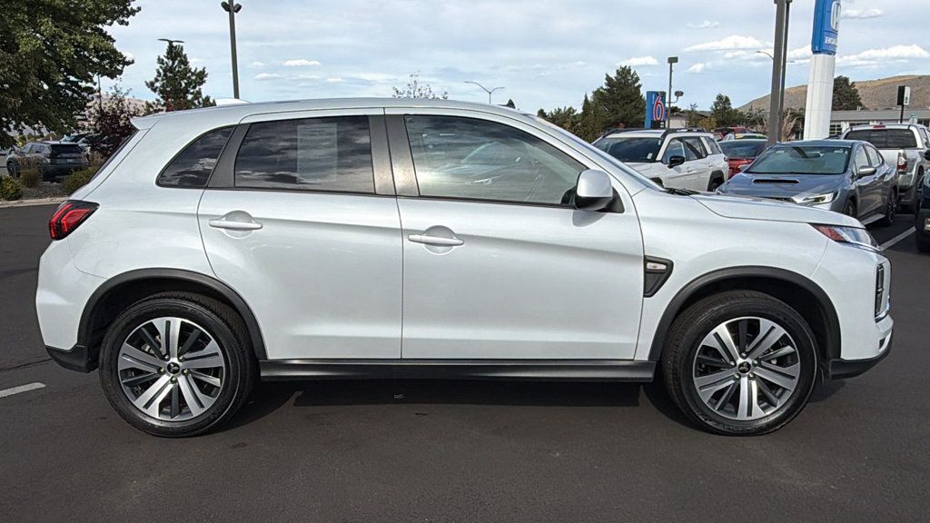 Used 2024 Mitsubishi Outlander Sport ES AWD/4WD image 2
