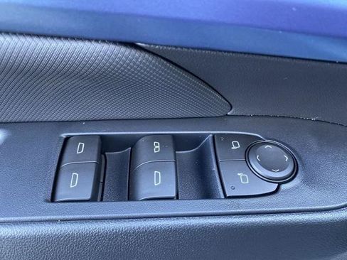 New 2026 Chevrolet Equinox EV LT AWD/4WD image 22