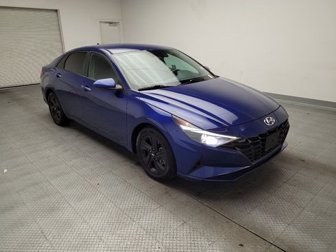 Used 2021 Hyundai Elantra SEL w/ Cargo Package image 13