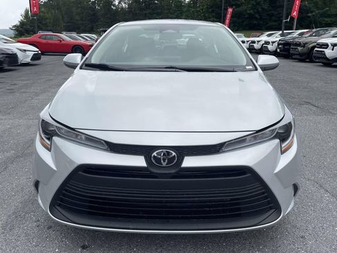Used 2026 Toyota Corolla LE FWD image 6