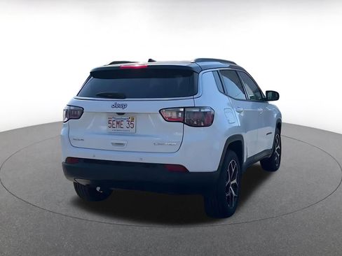 Used 2025 Jeep Compass Limited AWD/4WD image 12