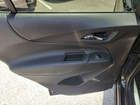 Used 2024 Chevrolet Equinox LT FWD image 12