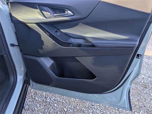 New 2026 Chevrolet Equinox LT image 32