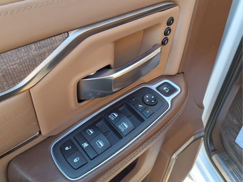 Used 2022 RAM 3500 Limited image 20