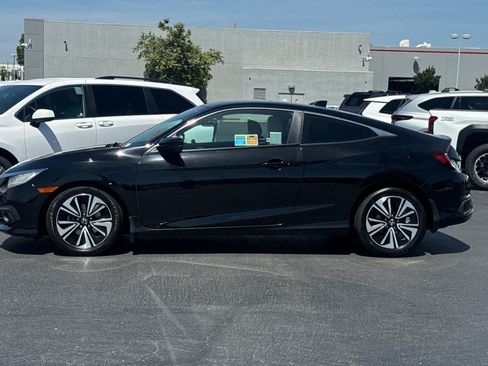 Used 2018 Honda Civic EX-L image 9
