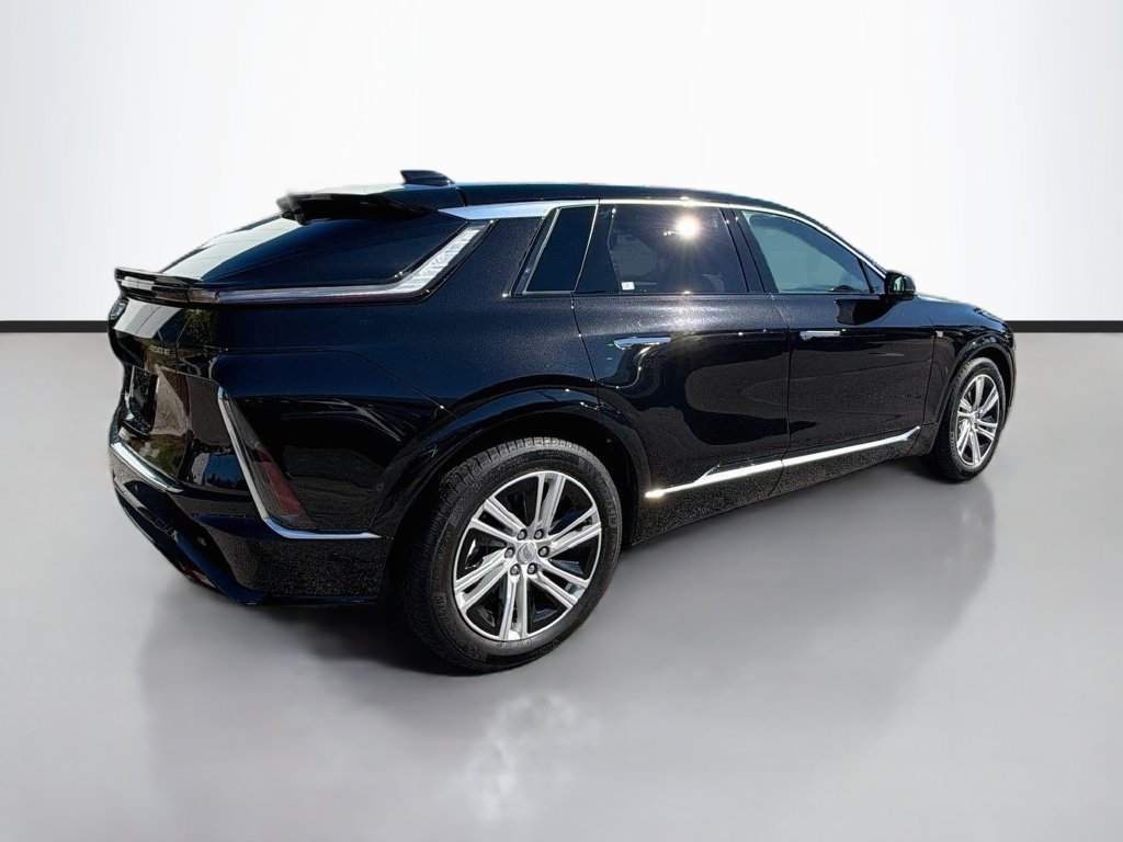 Used 2024 Cadillac Lyriq Tech w/ Driver Assist Package RWD image 5