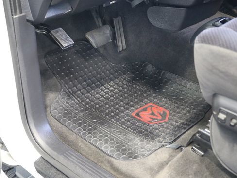 Used 2004 Dodge Ram 2500 Truck SLT w/ Trailer Tow Group image 92