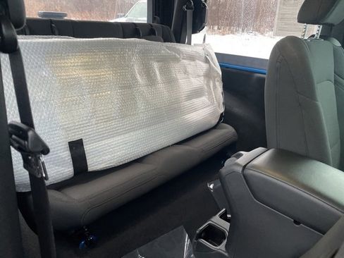 Used 2021 Jeep Wrangler Sport image 24