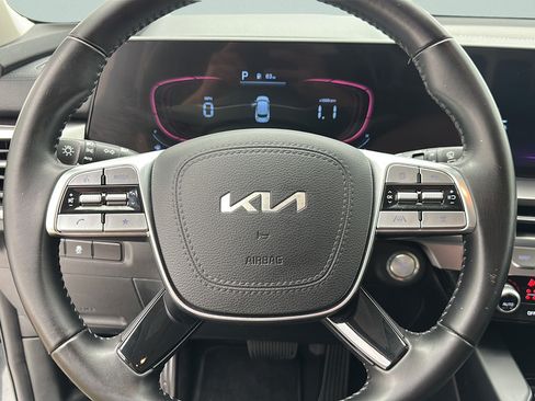 Used 2023 Kia Telluride LX AWD/4WD image 15