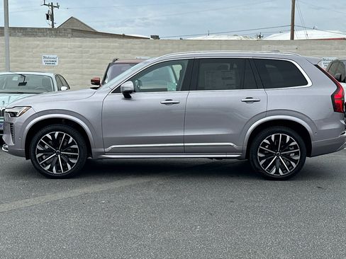 New 2026 Volvo XC90 B5 Plus w/ Protection Package image 2