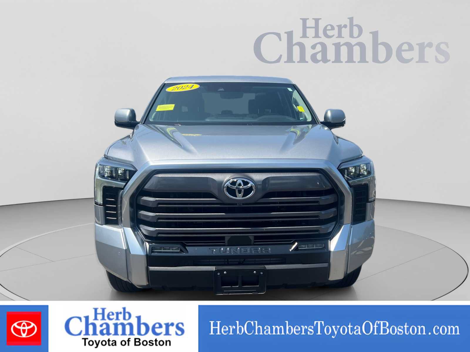 Used 2024 Toyota Tundra Limited AWD/4WD image 2