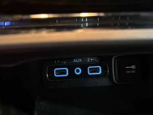 Used 2020 Jeep Grand Cherokee Altitude AWD/4WD image 21