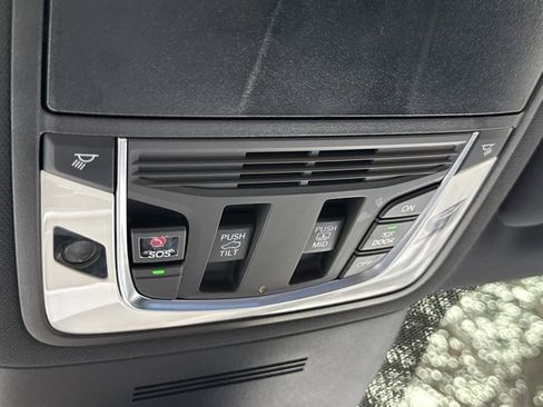 Used 2025 Acura MDX A-Spec image 28