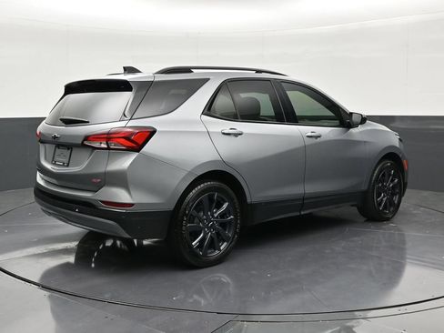 Used 2024 Chevrolet Equinox RS FWD image 5