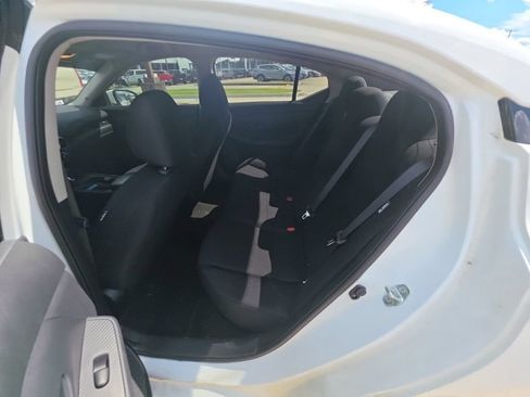 Used 2024 Nissan Sentra S FWD image 13