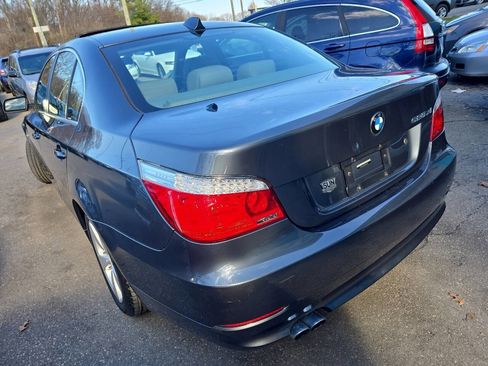 Used 2008 BMW 528xi Sedan image 4