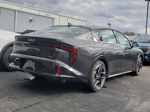 New 2026 Kia K4 GT-Line image 4