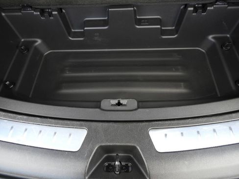 Used 2022 Buick Enclave Essence w/ Experience Buick Package FWD image 28
