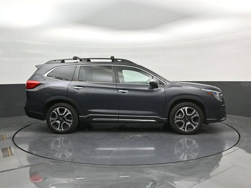 Used 2023 Subaru Ascent Touring AWD/4WD image 9