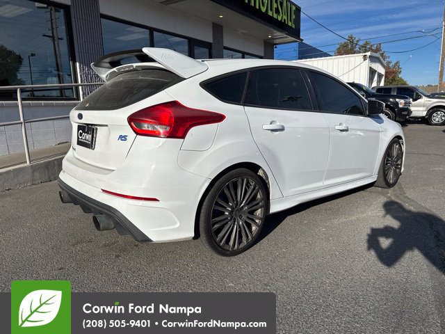 Used 2017 Ford Focus RS AWD/4WD image 4