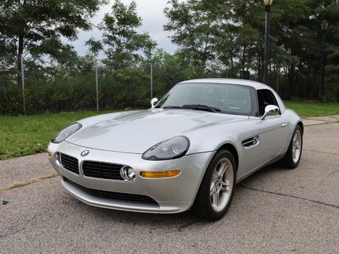 Used 2001 BMW Z8 RWD image 2
