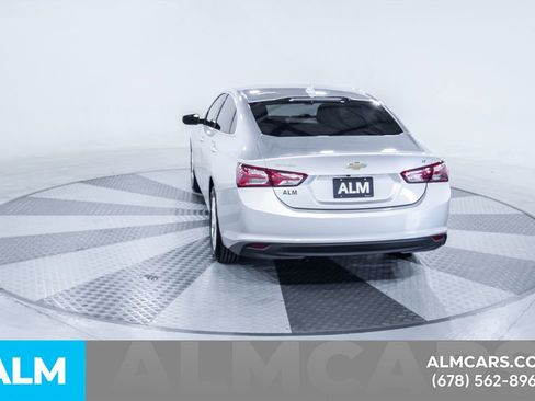 Used 2021 Chevrolet Malibu LT FWD image 8