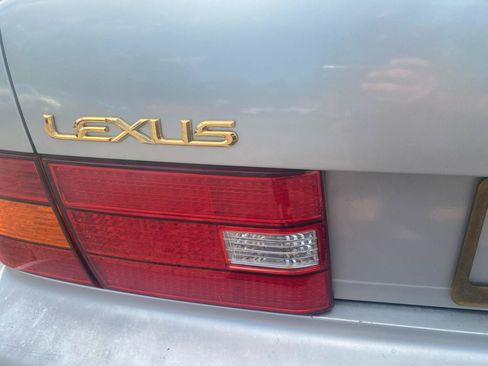 Used 1999 Lexus LS 400 RWD image 20