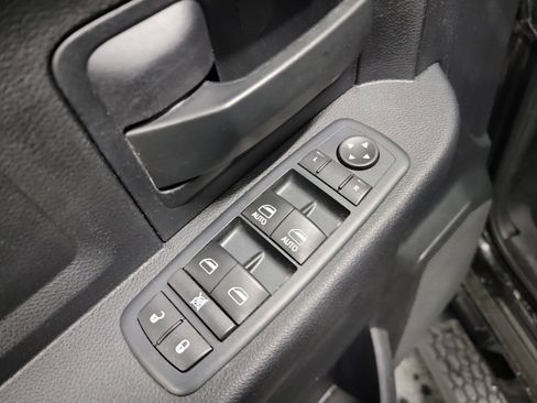 Used 2016 RAM 1500 Express w/ Black Ram 1500 Express Group image 14