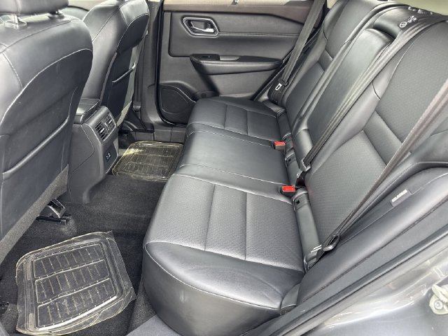 Used 2021 Nissan Rogue SV w/ Premium Package AWD/4WD image 14