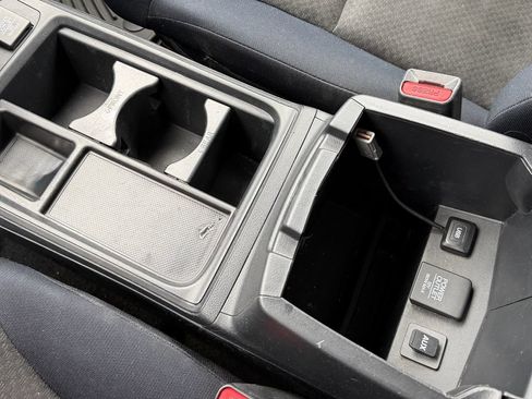 Used 2016 Honda CR-V LX image 22