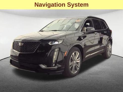 Used 2024 Cadillac XT6 Premium Luxury w/ Technology Package AWD/4WD image 4