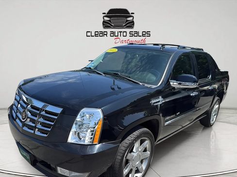 Used 2012 Cadillac Escalade EXT Premium AWD/4WD image 4