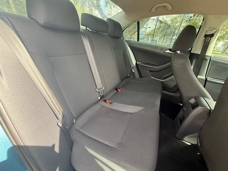 Used 2016 Volkswagen Jetta S FWD image 16