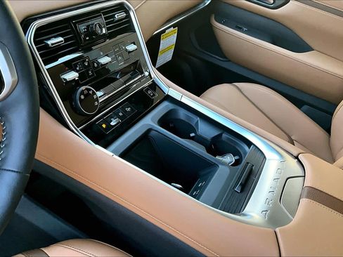 New 2026 Nissan Armada SL image 11