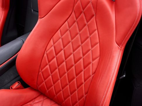 Used 2022 Ferrari 812 GTS image 52