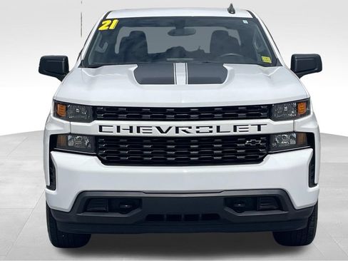 Used 2021 Chevrolet Silverado 1500 Custom w/ Rally Edition AWD/4WD image 9