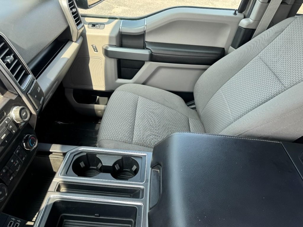 Used 2018 Ford F150 XLT w/ Equipment Group 302A Luxury AWD/4WD image 11
